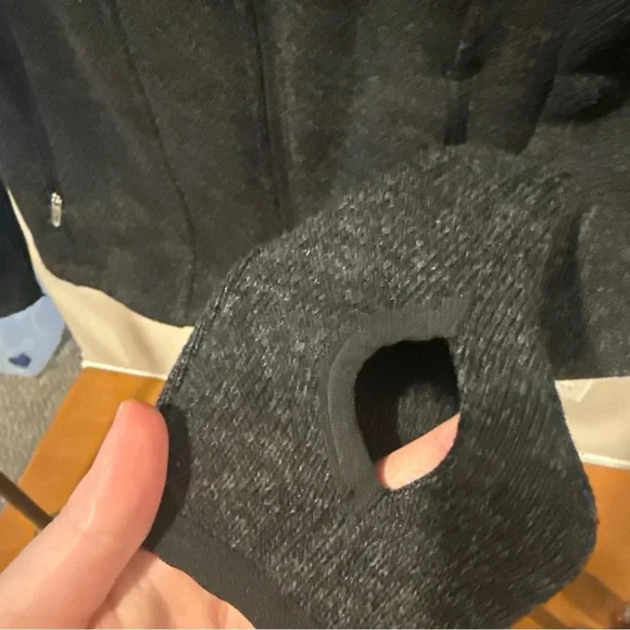 Reebok Small Lightly Used Fitted Runners Jacket - Picture 4 of 10